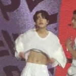 [엔하이픈] <b>재윤</b>이 복근 공개함..............