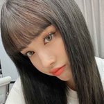 야..스테이씨 컴백각이다 자윤 <b>흑발</b>