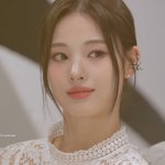 <b>지니</b>는 정말 예쁘다