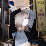 무료했던 날이 <b>제법</b> 아름다워