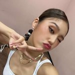 오마이걸 <b>미미</b> 뼈가 다보이네