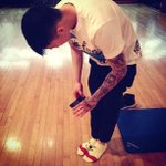 팬이 준 선물 과도하게 <b>사용</b>중인 박재범