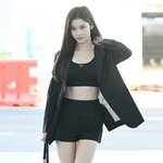 <b>사나</b> 밀라노 패션쇼 너무예쁘다