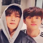 나 더비존서울콘 한 지 4<b>달쯤</b> 지난 줄