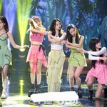 오늘 스테이씨 <b>코디</b> 좀 괜찮은듯
