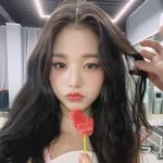 장원영 쌍꺼풀이랑 턱