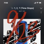 작년만 해도 뭐 뜰 때마다 스밍이 <b>최우선</b>이니까 다른 떡밥 보느라...