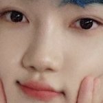 윗집에 이상한 사람 사는 거 같음;;