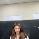 르세라핌 <b>허윤진</b> 야잠 입은거봐