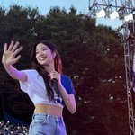 오늘자 아키<b>라카</b> 르세라핌 카즈하 존예 여신