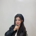 오늘자 베레모 <b>설윤</b>