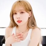 걸그룹 너무 많아서 <b>혼돈</b>