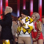 [댓글부탁해] 스킨쉽과 치댐이 습관적인 혜리.<b>gif</b>