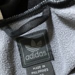 오늘 구제샵에서 아디다스 져지 삿거든 근데 <b>가품</b>일까?...