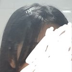 학교에서 삔하고 다니면 이상함?