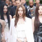 <b>윈터</b> 개미쳤다