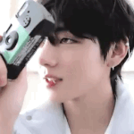 <b>김뷔</b> 개쩌는 짤 주웠음