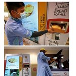 두바이에 설치된 무료 빵 자판기