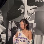 제니 오늘 <b>샤넬</b>쇼 예쁘네 ㄹㅇ