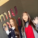 <b>윤아</b>, 장원영 파리에서 투샷
