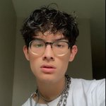 [풀햄보이즈] 아르망 가족 연예인 1명 있음