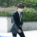 [댓글부탁해] 위너 김진우 <b>난리</b>났네ㄷㄷ