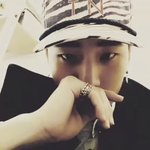 이 사진 <b>지코</b> 닮지 읺음?