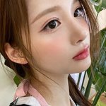 근데 어<b>중간</b>하게 예쁜거 싫단것도