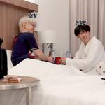 [더보이즈] 더보이즈도 <b>컵라면</b> 부숴 먹는구나..