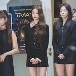 유튜브는 비만 좋아하는 듯