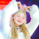 ㅁㅊ 오늘 스테이씨 팬미팅 코디 레전드 찍음