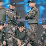 군백기? 노노 본격 군활기 그룹