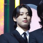 전정국 실물 이럼?