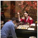 감독을 무릎 꿇린 여배우