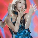 아이브 가을 이제서야 빛나는듯
