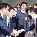 꿈꾸는 홍준표시장이, 김기현 <b>의원</b>을 당대표로 미는 것은 당연한 것"