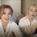 예전에 멤 전원 샤워가운 <b>셀피</b>돌 기억남?