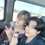 [모두드루와] 미국에서 올려준 제이크 사진