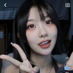 이 사람 약간 <b>설윤</b> 닮지 않음?
