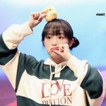 <b>최예나</b> 진짜 귀엽다