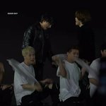 [방탄소년단] 달방에서 지미니가 맨 마지막에 텽이 딱 안는거봣어...