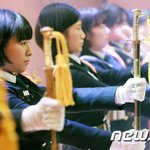 한걸음 더→"여성 '군사기본교육' <b>의무화</b> 추진…自强의 시작"