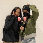[모두드루와] 콘서트 끝나고 사진찍은 블랙핑크 <b>지인</b>들