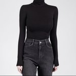[이것좀봐줘] 에버랜드 가는데 옷 코디 추반 제발 해주세요 ㅠㅠ