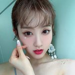 <b>확실</b>한 예쁨에 빠지지 않는 깜찍함