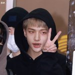 ㅅㅋㅈ 황현진 머리 자른게 나은데