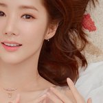 아니 <b>손톱</b>까지 예쁠 일인가