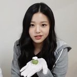 장원영 <b>입꼬리</b> 습관아님?