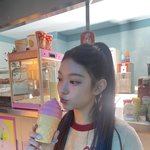 [뉴진스] <b>해린</b> 포닝 앨범 업데이트