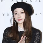 [댓글부탁해] 원래 코 큰데 <b>모자</b> 크면 더 커보여??